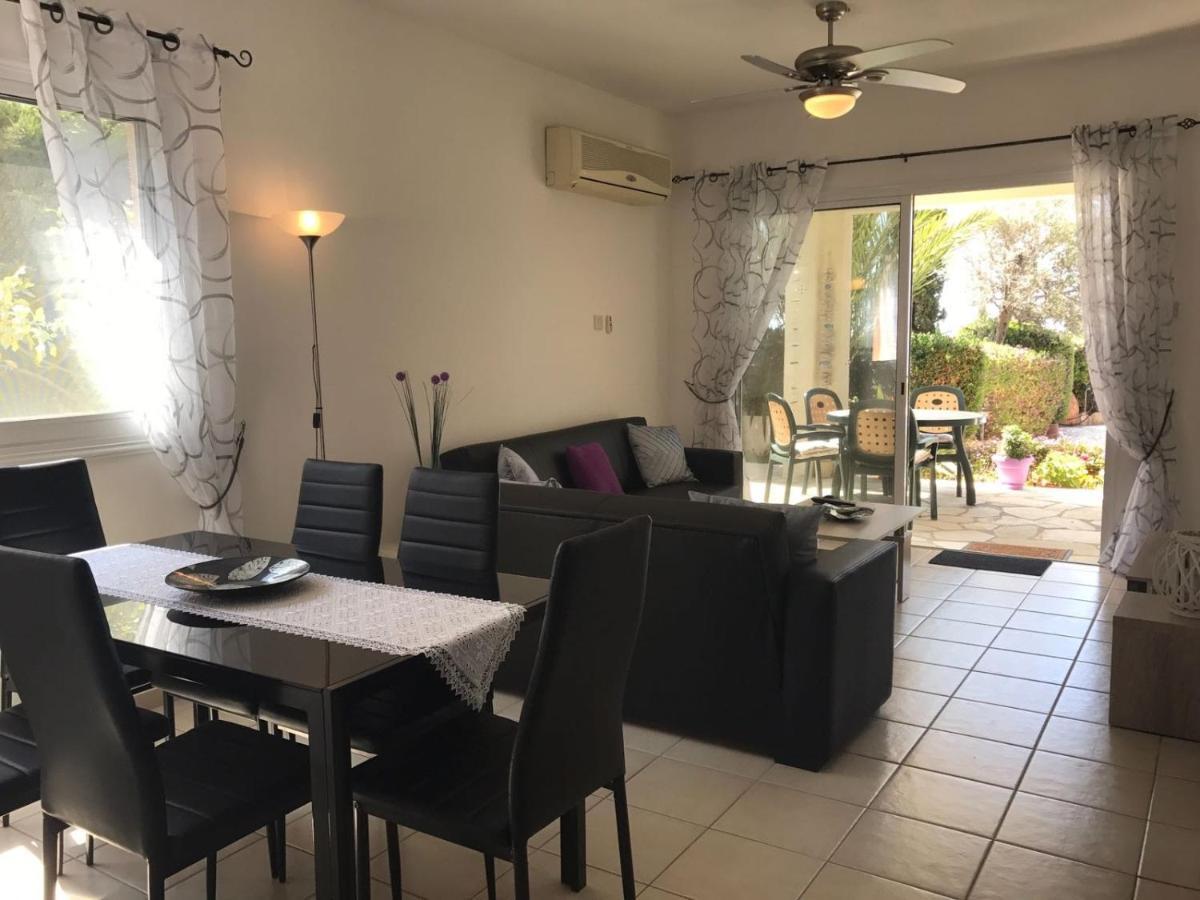 Tala Hills Sea View Apartment Pafos Exterior foto